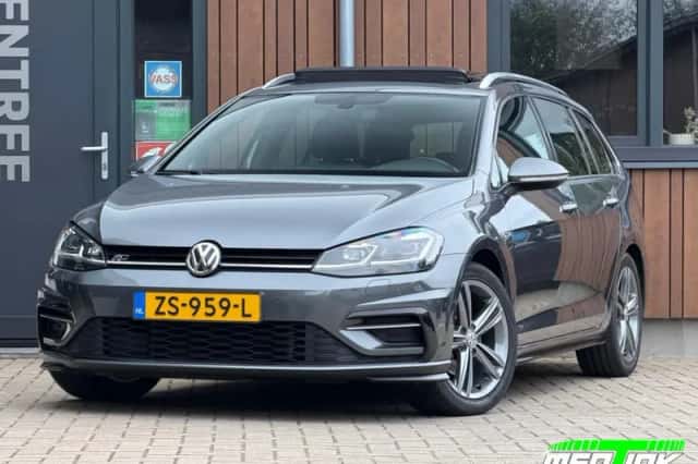 Volkswagen Golf (2019) thumbnail 1