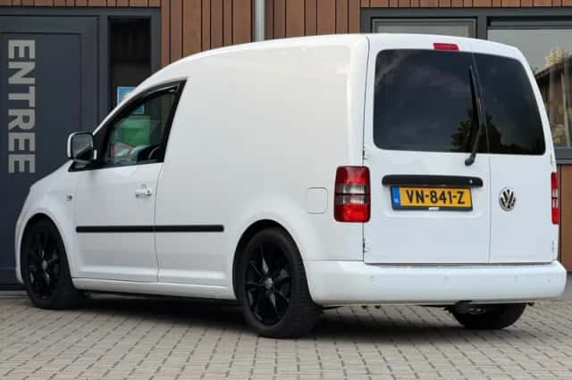 Volkswagen Caddy (2015) thumbnail 5