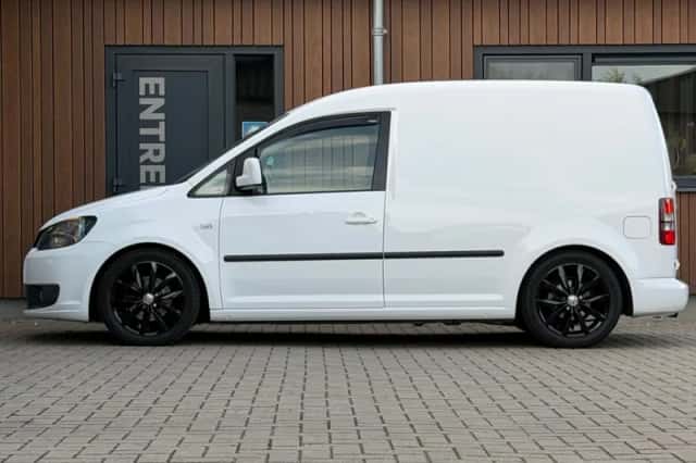 Volkswagen Caddy (2015) thumbnail 6