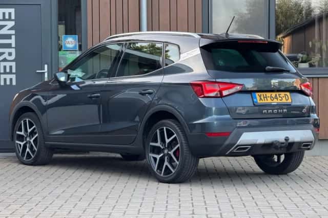 SEAT Arona (2019) thumbnail 5