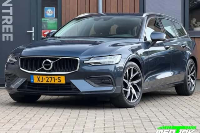 Volvo V60 (2019) thumbnail 1