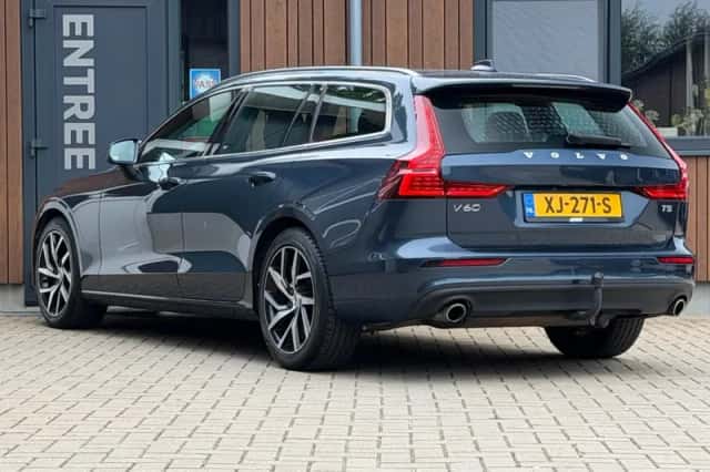 Volvo V60 (2019) thumbnail 5