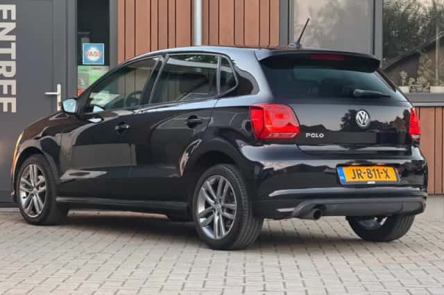 Volkswagen Polo (2016) thumbnail 5
