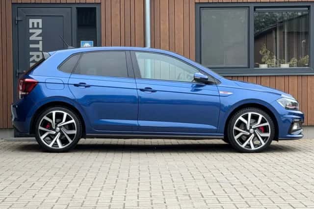 Volkswagen Polo (2018) thumbnail 3