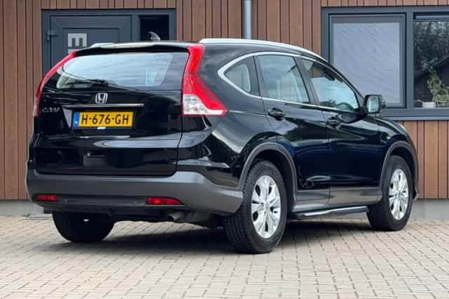 Honda CR-V (2015) thumbnail 4