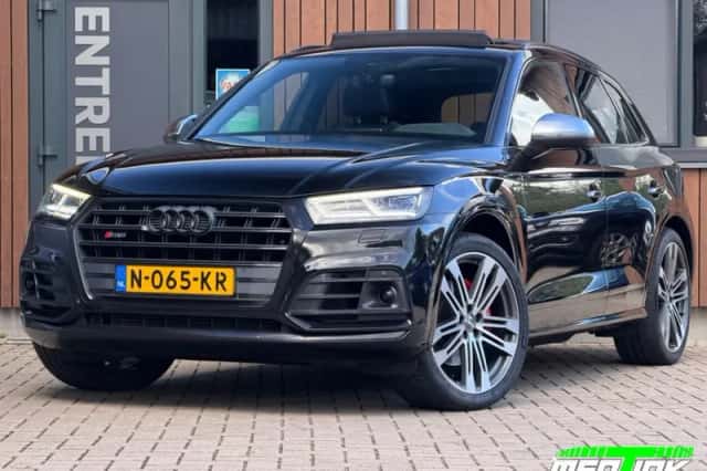 Audi Q5 (2017) thumbnail 1