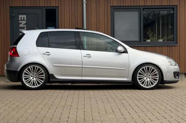 Volkswagen Golf (2008) thumbnail 3