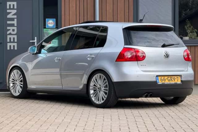 Volkswagen Golf (2008) thumbnail 5