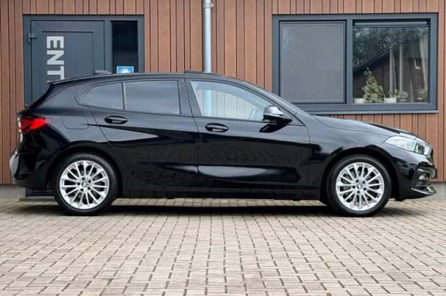BMW 1-Serie (2020) thumbnail 3