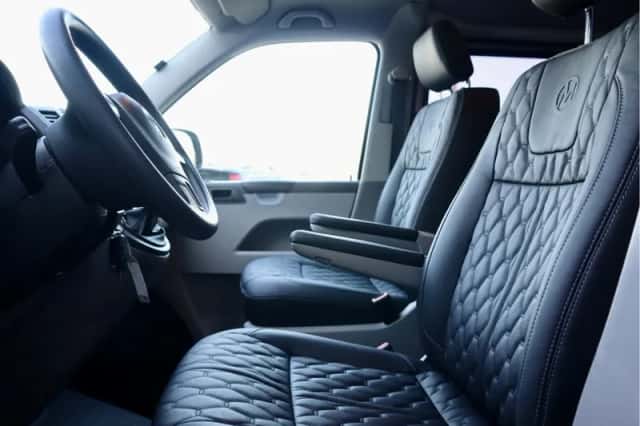 Volkswagen Transporter (2015) thumbnail 4