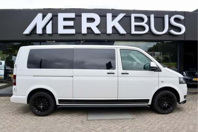 Volkswagen Transporter (2015) thumbnail 5