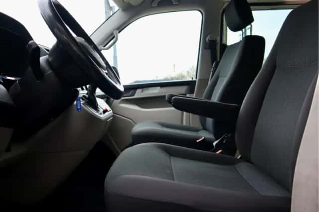 Volkswagen Transporter (2018) thumbnail 4