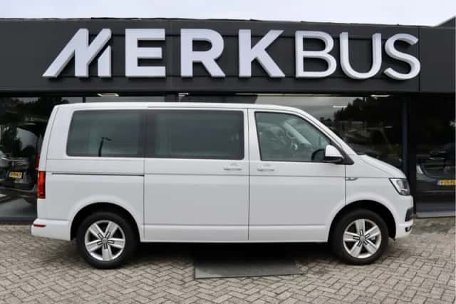 Volkswagen Transporter (2018) thumbnail 5