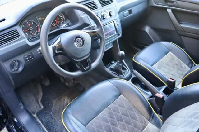Volkswagen Caddy (2019) thumbnail 2
