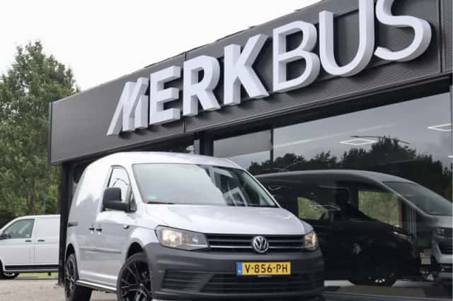 Volkswagen Caddy (2018) thumbnail 1