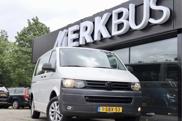 Volkswagen Transporter (2013) thumbnail 1