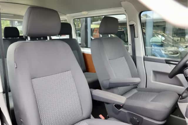 Volkswagen Transporter (2013) thumbnail 4