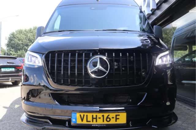 Mercedes-Benz Sprinter (2021) thumbnail 4