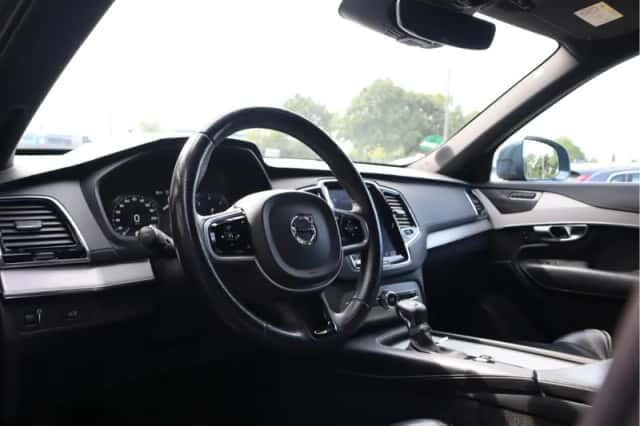 Volvo XC90 (2020) thumbnail 5