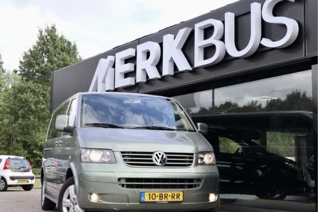 Volkswagen Transporter (2004) thumbnail 1