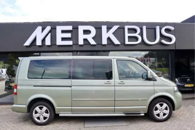 Volkswagen Transporter (2004) thumbnail 5