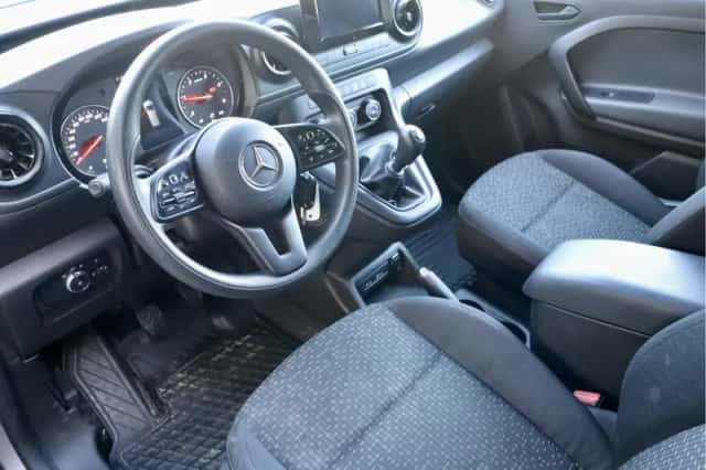 Mercedes-Benz Citan (2021) thumbnail 2
