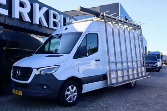Mercedes-Benz Sprinter (2021) thumbnail 3