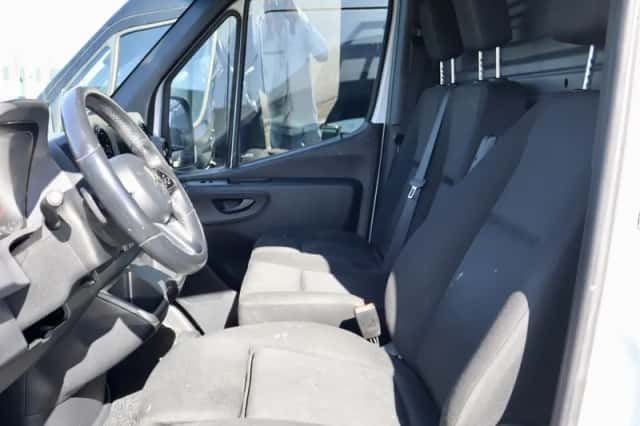 Mercedes-Benz Sprinter (2021) thumbnail 4