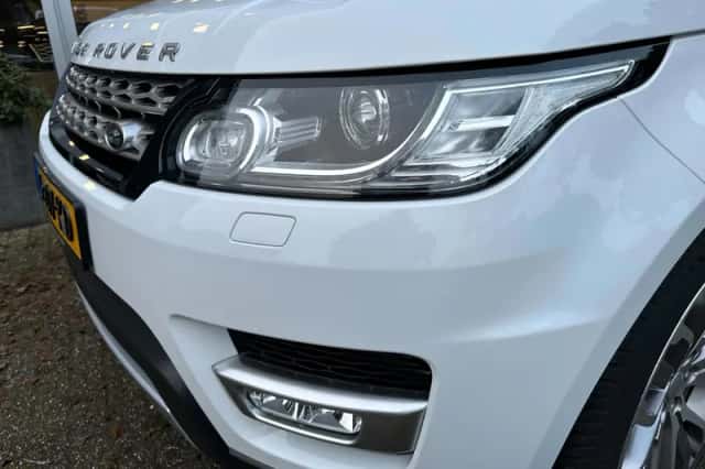 Land Rover Range Rover Sport (2017) thumbnail 6