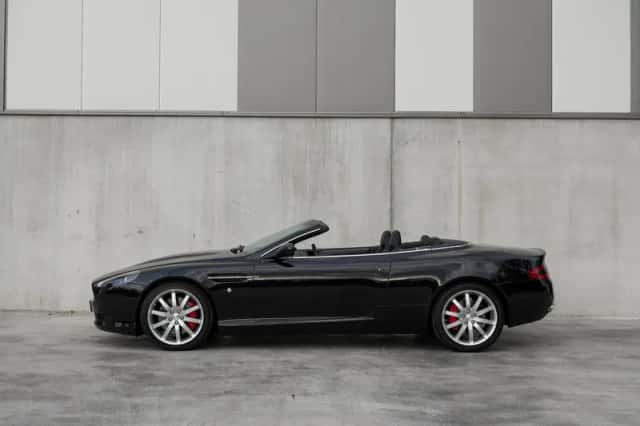 Aston Martin DB9 (2007) thumbnail 2