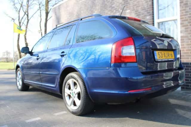 Škoda Octavia (2012) thumbnail 6