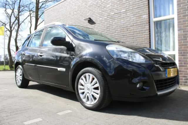 Renault Clio (2010) thumbnail 2