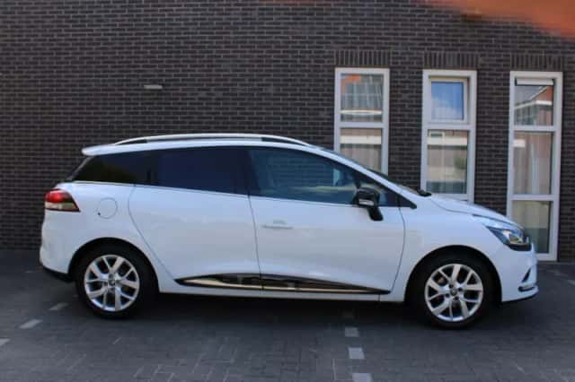 Renault Clio (2019) thumbnail 5