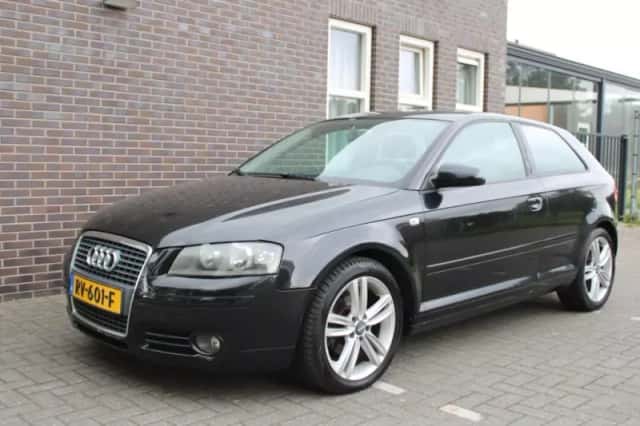 Audi A3 (2008) thumbnail 4