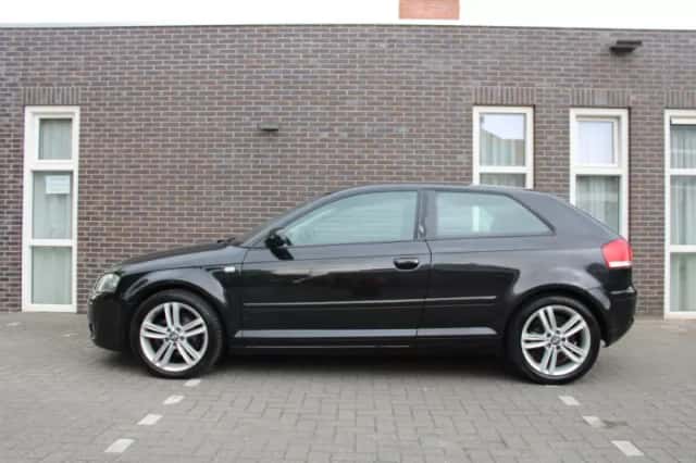 Audi A3 (2008) thumbnail 5
