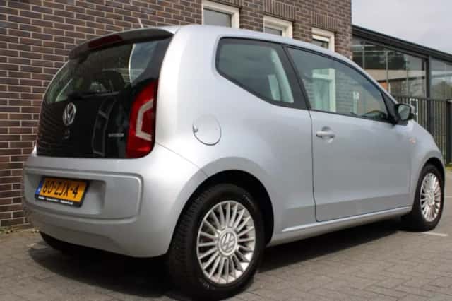 Volkswagen Up! (2013) thumbnail 6