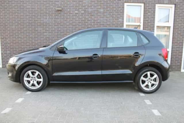 Volkswagen Polo (2009) thumbnail 4