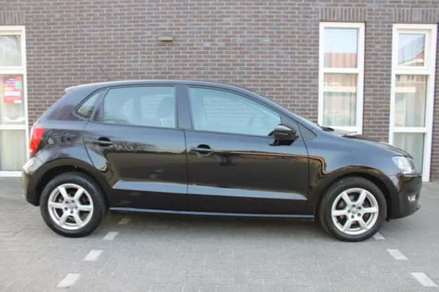 Volkswagen Polo (2009) thumbnail 5