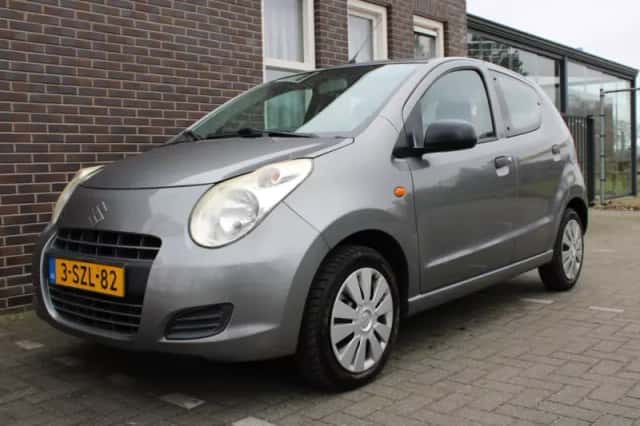 Suzuki Alto (2014) thumbnail 3