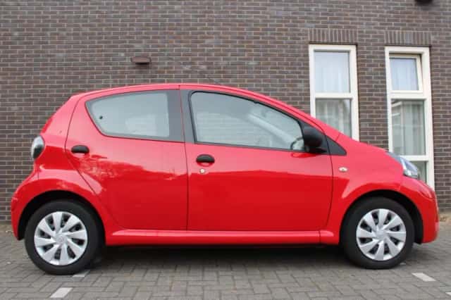 Toyota Aygo (2013) thumbnail 4