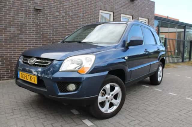 Kia Sportage (2010) thumbnail 1