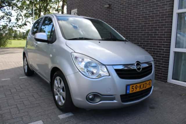 Opel Agila (2010) thumbnail 2