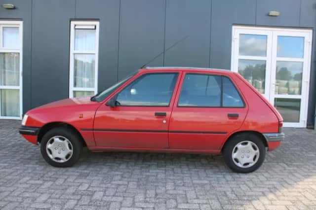 Peugeot 205 (1998) thumbnail 2