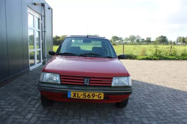 Peugeot 205 (1998) thumbnail 5