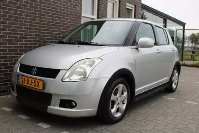 Suzuki Swift (2007) thumbnail 1