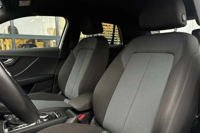 Audi Q2 (2017) thumbnail 6