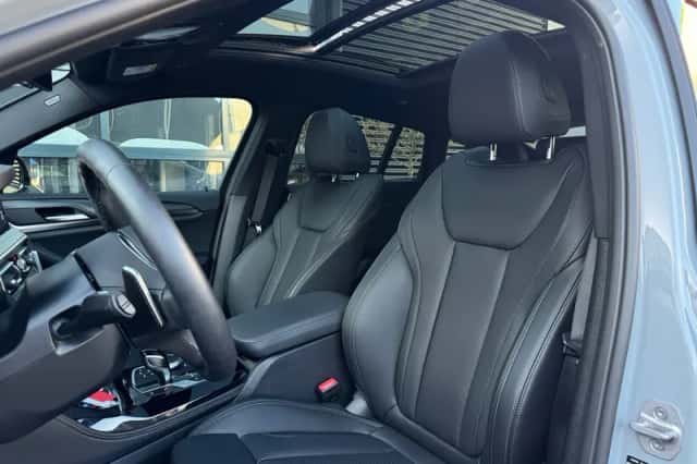BMW X4 (2024) thumbnail 6