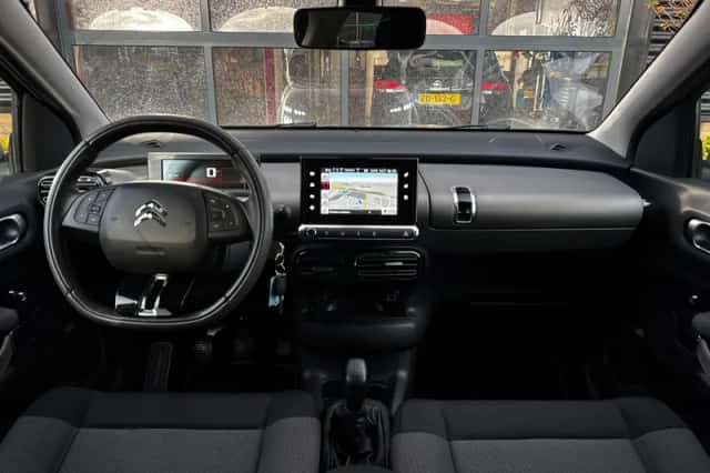Citroën C4 Cactus (2018) thumbnail 2