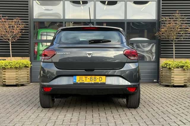 Dacia Sandero (2022) thumbnail 4