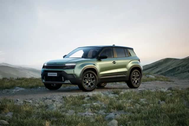 Jeep Avenger (2027) thumbnail 1